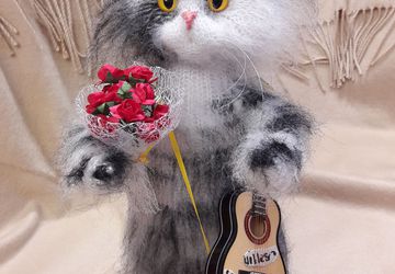 Кот вязаный "Мартовский"