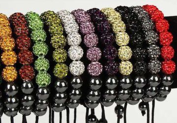 Красивый браслет