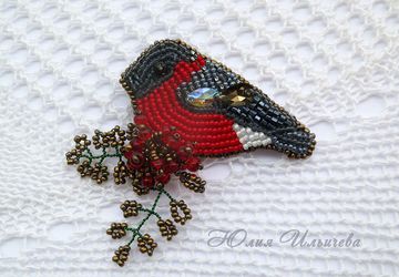 Брошь "Снегирь"