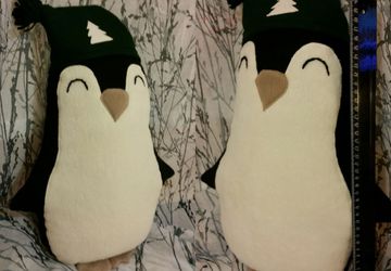 Пингвин-подушка-игрушка