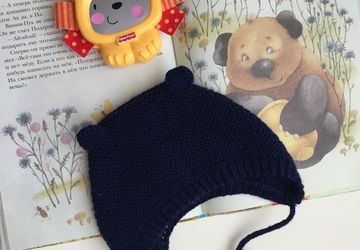 Детская шапочка-чепчик с ушками