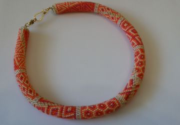 Жгут-колье из бисера "Апельсиновая нежность"