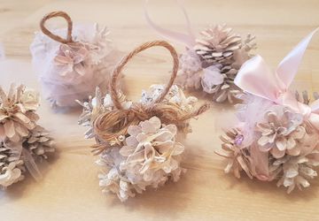 Елочные украшения шишки