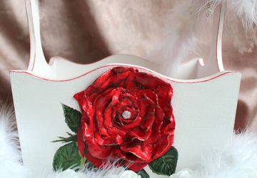 Корзинка лукошко Роза красная