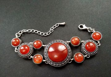 Браслет из сердолика