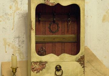 Ключница "Старые стены"