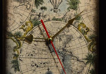 Часы настенные "Время путешествий"