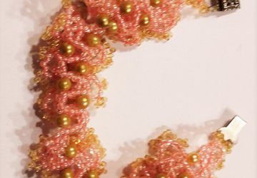 Браслет из бисера