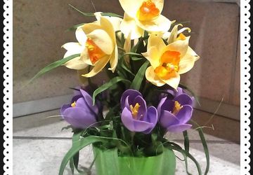 Весенняя цветочная композиция