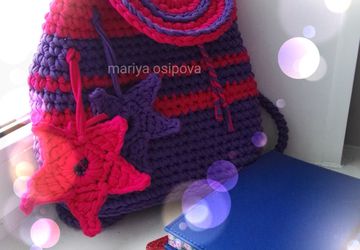 Рюкзак из трикотажной пряжи