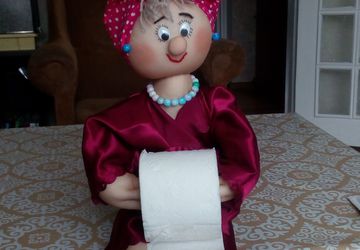 Кукла-держатель туалетной бумаги