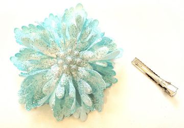 Заколочка- снежинка на зажиме