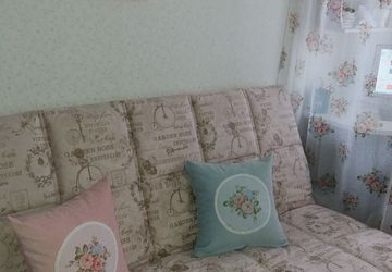 Диванная подушка