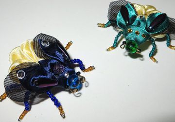 Брошь "Бронзовка"