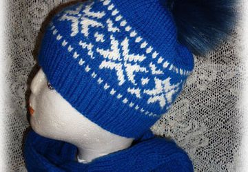 Комплект -шапка,снуд и варежки"Северные узоры"