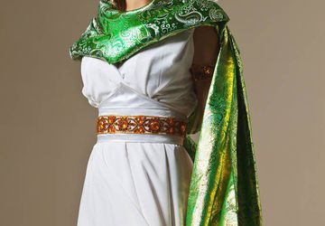 Белое платье в греческом стиле