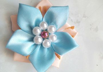 Резинки и заколки для волос