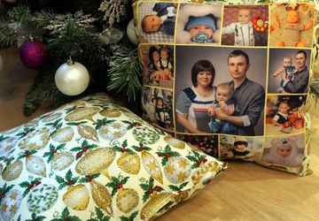 Новогодняя подушка с фотографиями