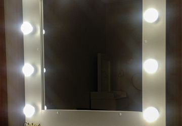 Гримерное зеркало