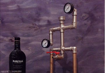 Диспенсер для алкогольных напитков в стиле "Лофт"