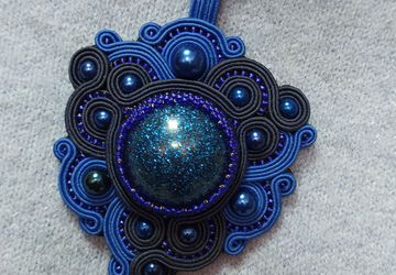 Кулон из сутажа "Гроза"