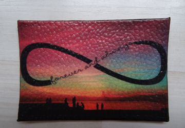 Обложка для проездного или социальной карты кожаная Любовь бесконечна 3