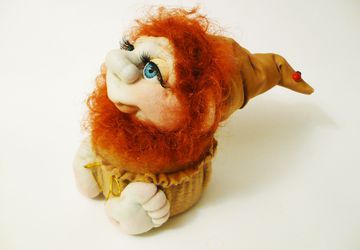 Шкатулочка- маленький гномик Ли.