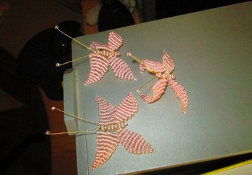 Бабочки, светящиеся в темноте