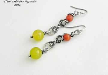 Серебряные серьги с нефритом и сердоликом