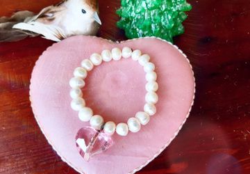 Браслет из жемчуга "Сердце"