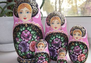 Матрешка "Розовая рапсодия "