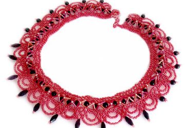 Колье "the road to the heart"