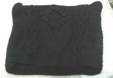 Шапочка "Черные цветы"