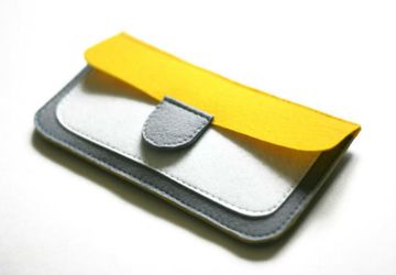 Фетровый кошелек.