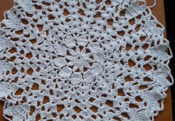 Ажурная салфетка "Счастливое солнце" крючком