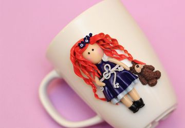 Кружка с декором из полимерной глины