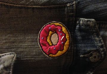 Брошь "Пончик"