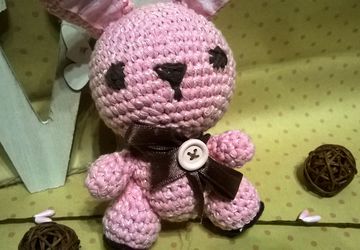 Розовый заяц