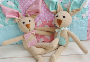 Игрушка Зайка - обнимайка