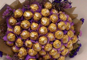 Сладкий подарок. Букет из конфет