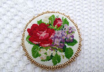 Брошь "Нежный букет".