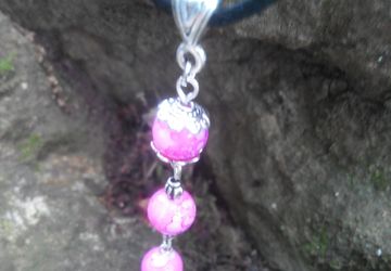 Нежный розовый кулон