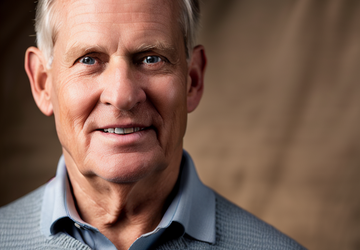 How to make a gift for senior men