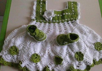 Ажурное платье для малышки 2-3 года