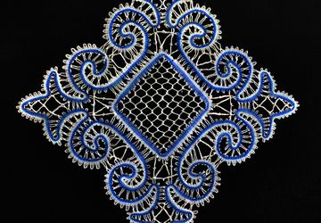 Салфетка, плетеная на коклюшках "Зимняя ночь"