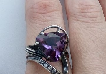 Серебряное кольцо с Аметистом