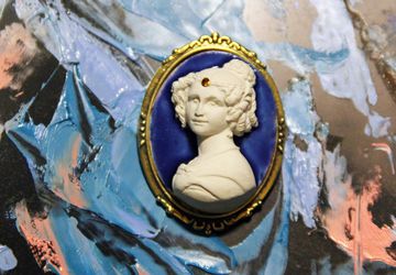 Брошь Золотая Камея