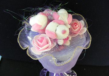 Букет из мягких игрушек "Три щенка"