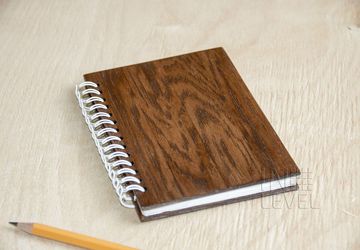 Блокнот с деревянной обложкой