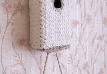 Скворечник с птичками